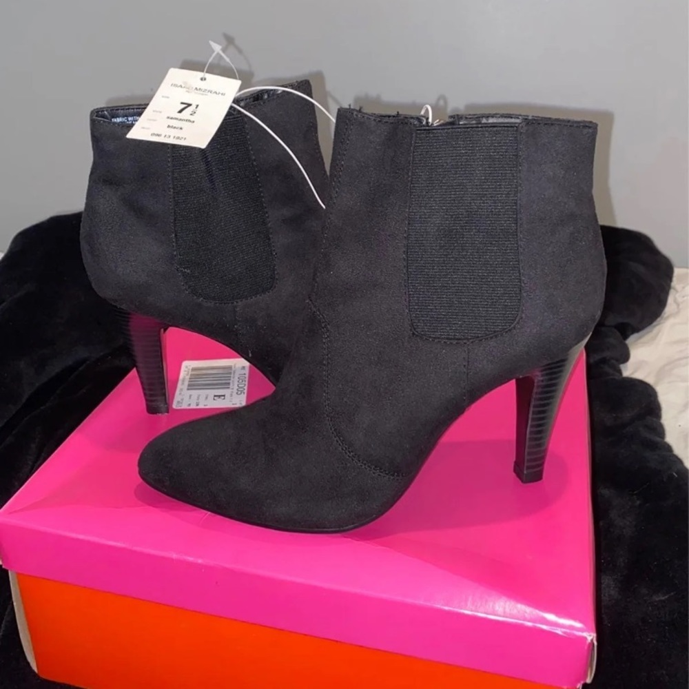 Black heeled booties
